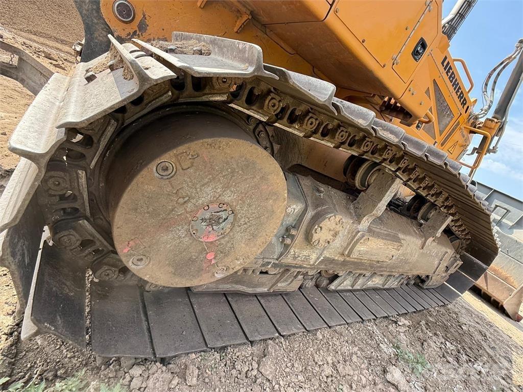 Liebherr PR 736 Buldozer sobre oruga
