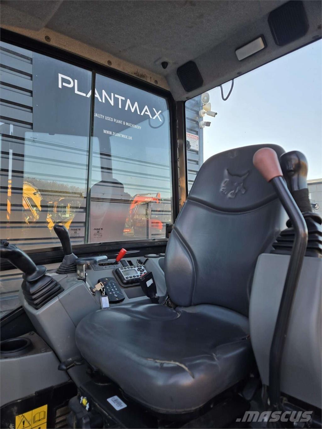 Bobcat E27 Mini excavadoras < 7t