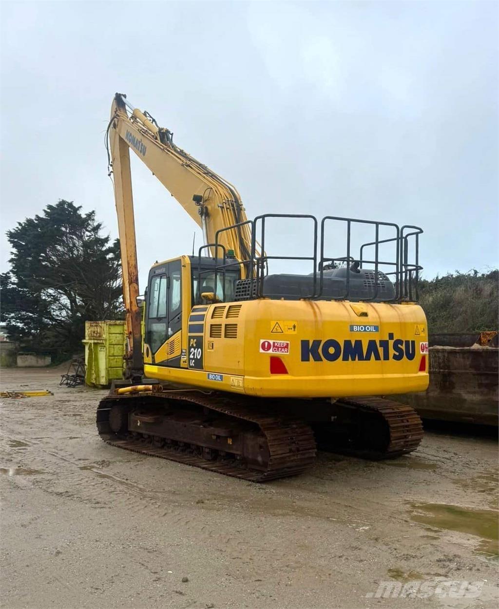 Komatsu -- Excavadoras 7t - 12t