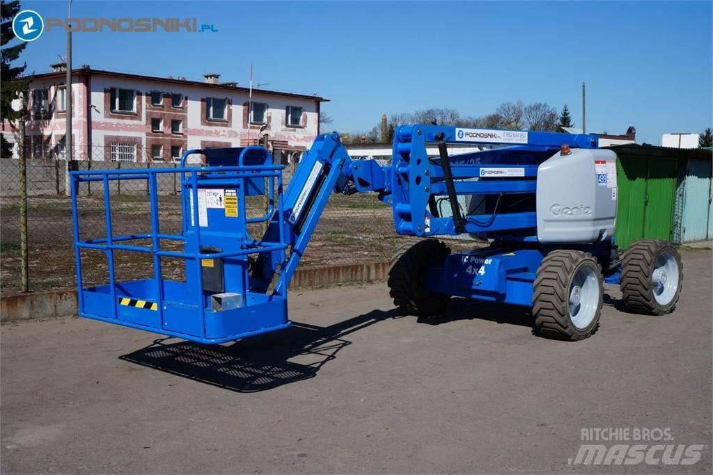 Genie Z45/25J Plataforma de trabajo articulada