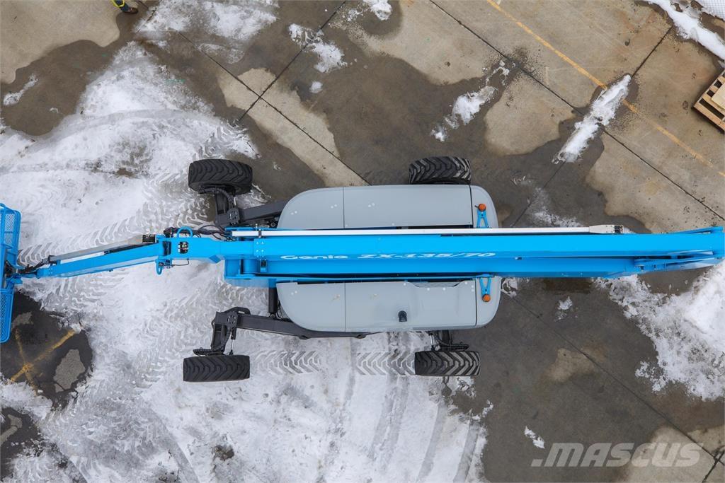 Genie ZX-135/70 Plataforma de trabajo articulada