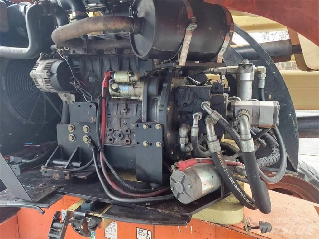 JLG 450AJ Plataforma de trabajo articulada