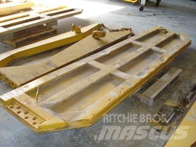 CAT 740 Tailgate Otros componentes