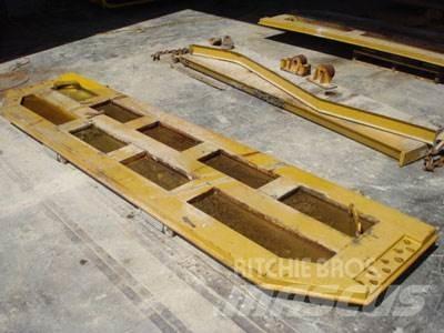 CAT 740 Tailgate Otros componentes