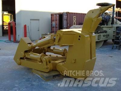 CAT D8T/R/N Ripper, S/S Otros componentes