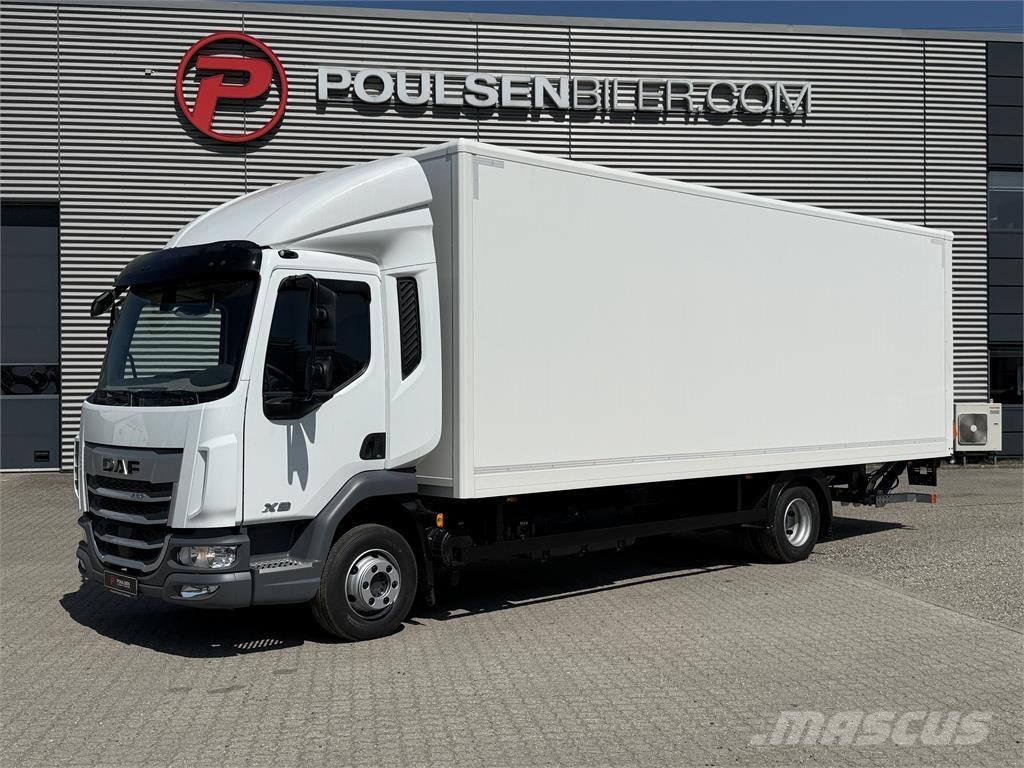 DAF XB 230 m. lift Camiones caja cerrada