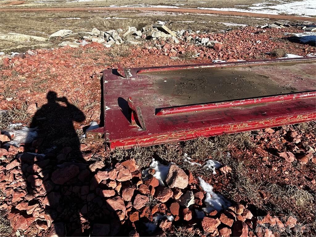  MUD BOAT Construcción - Otros
