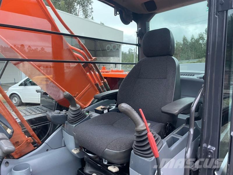 Hitachi ZX210 Excavadoras de cadenas