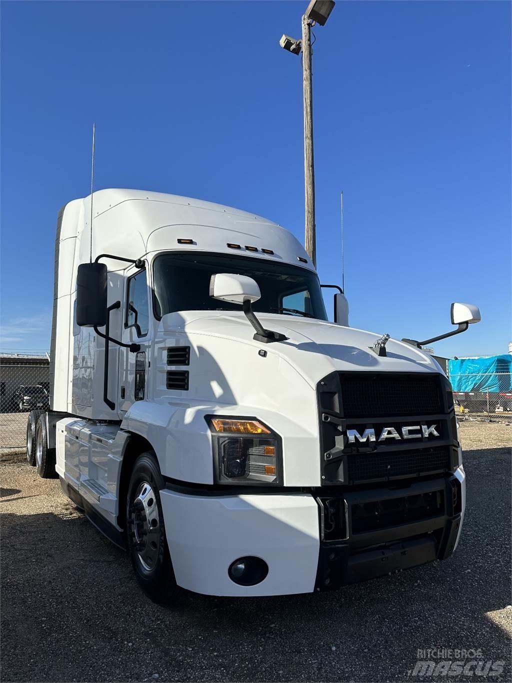 Mack ANTHEM Cabezas tractoras