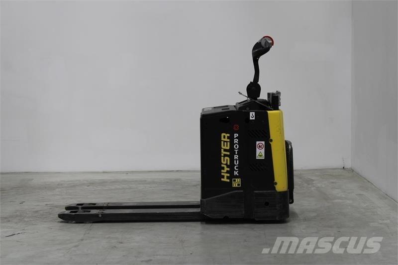 Hyster P2.0S Transpaletas Eléctricas con plataforma
