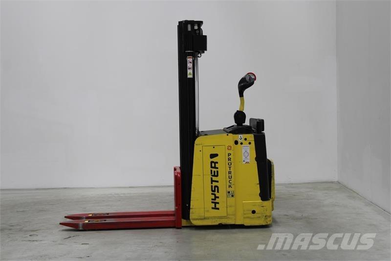 Hyster P2.0S Transpaletas Eléctricas con plataforma