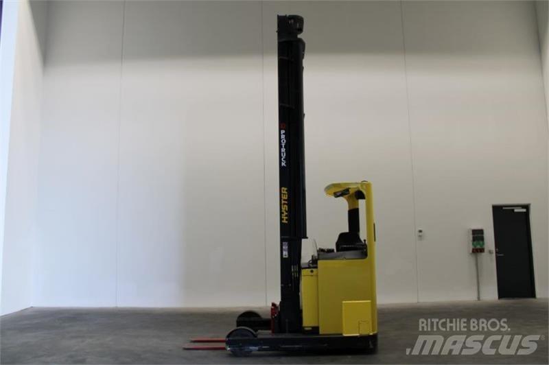 Hyster R2.0 Carretillas retráctiles