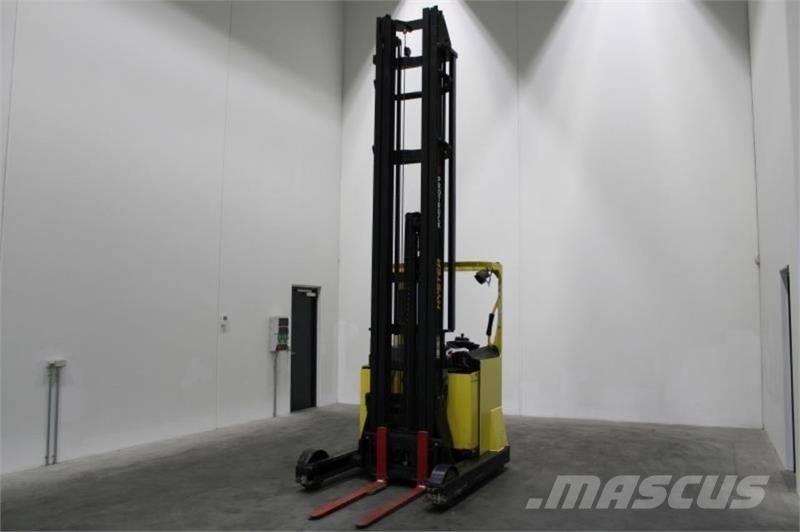 Hyster R2.0W Carretillas retráctiles