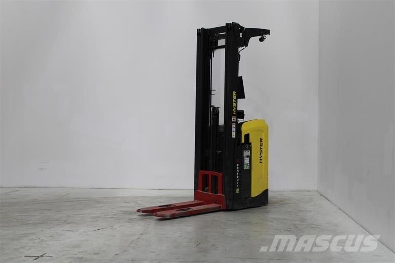 Hyster RS1.6 Apiladores eléctricos autopropulsados
