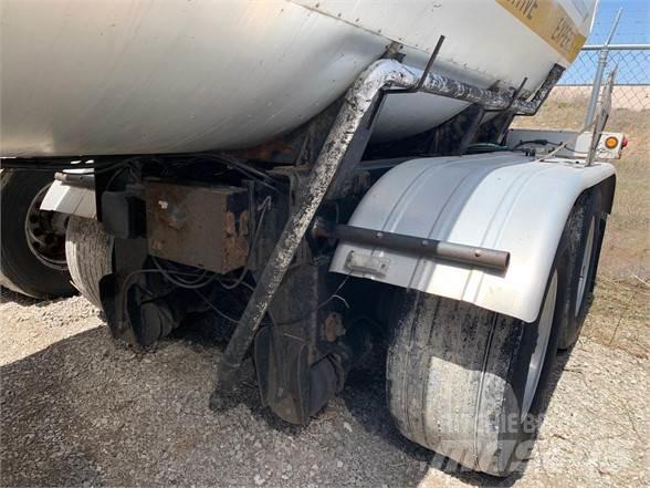 Etnyre STEEL 7,500 Semirremolques cisterna