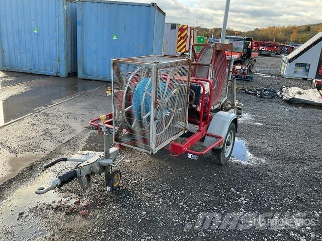  Winch Cabrestantes, montacargas y elevadores de materiales