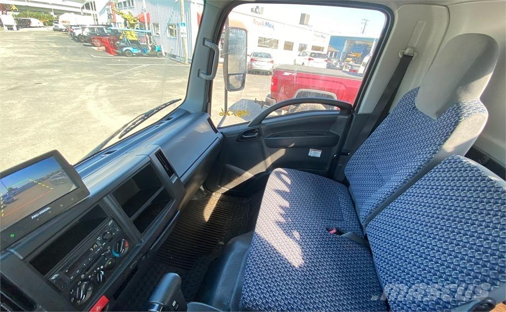 Isuzu NRR Camiones de basura