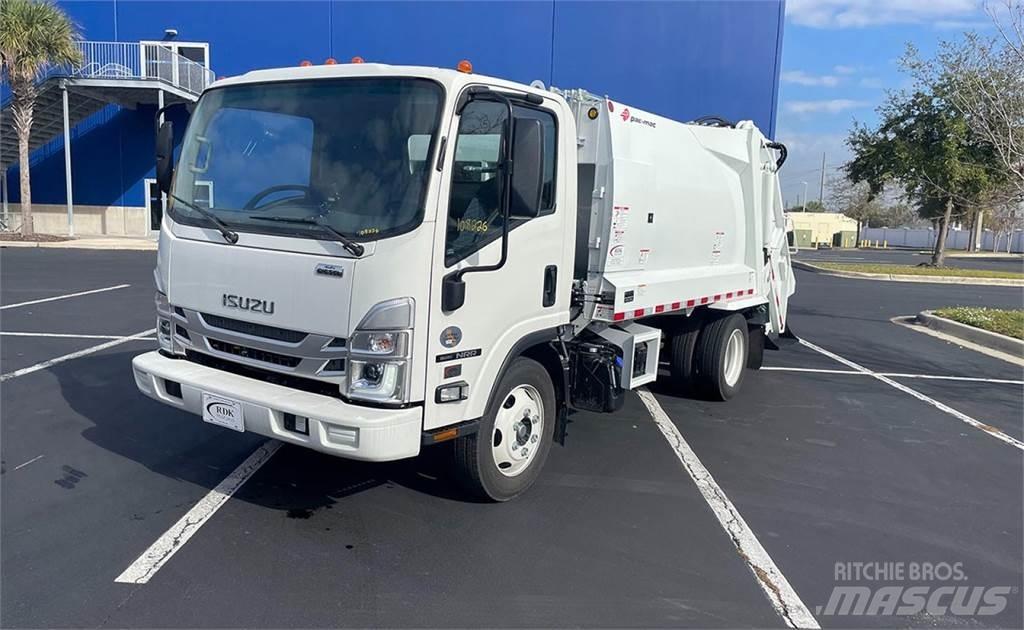Isuzu NRR Camiones de basura