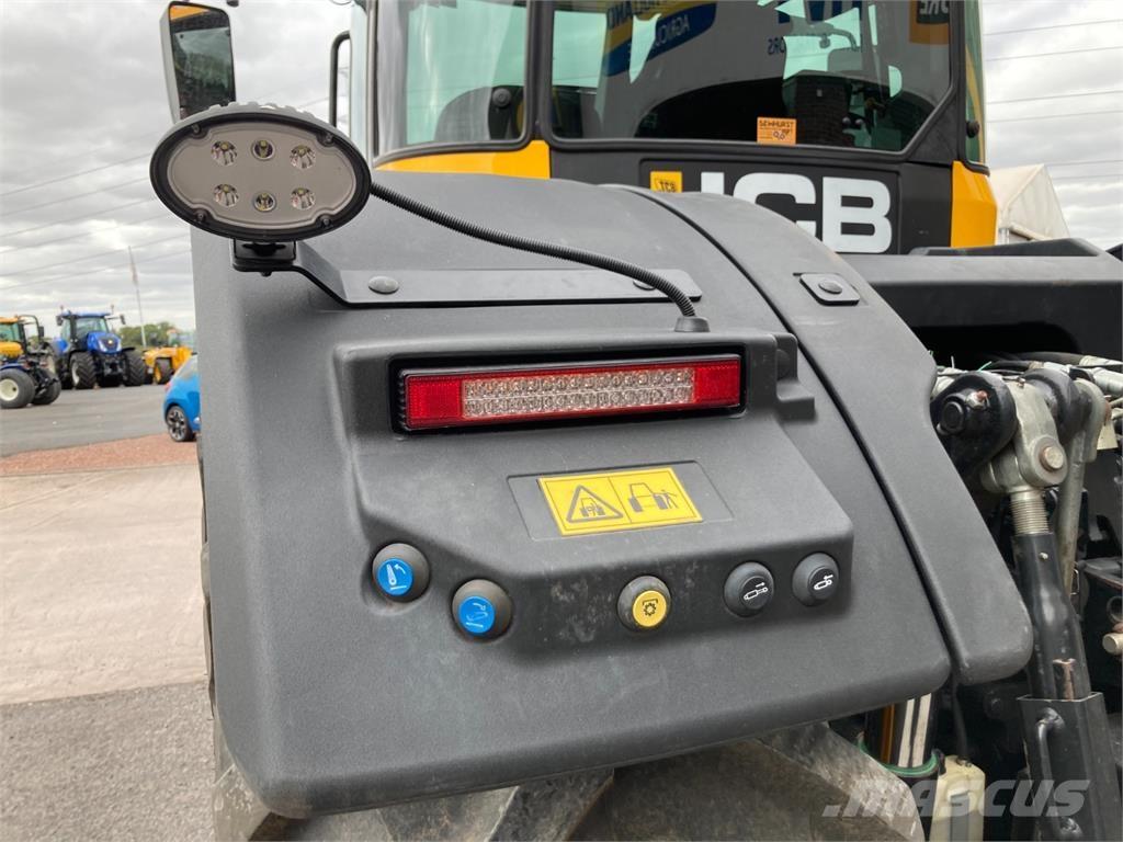 JCB 4220 Tractores