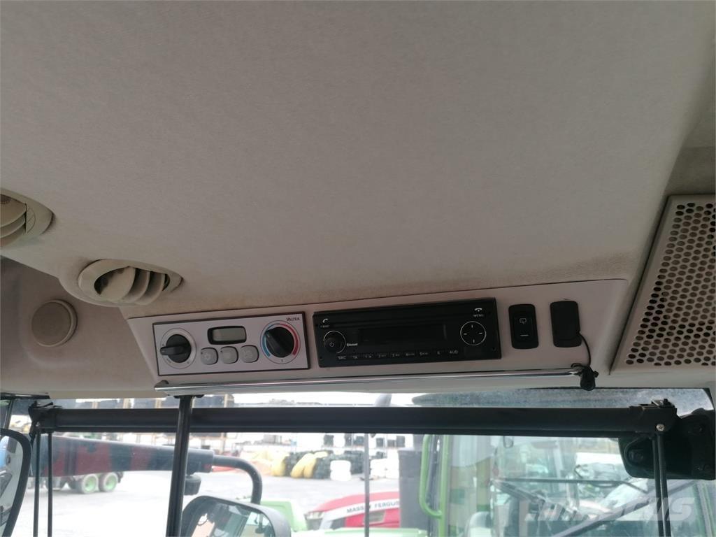 Valtra S324 Tractores