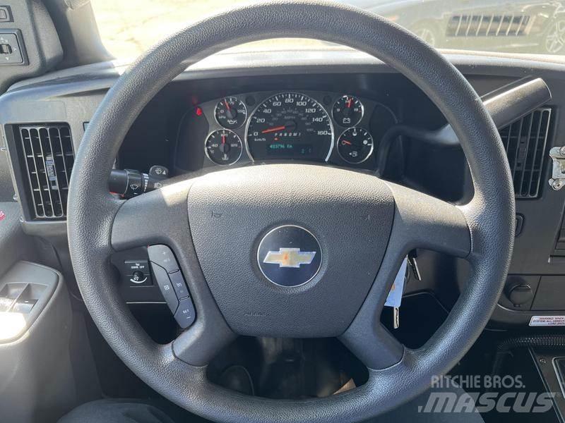 Chevrolet Express Mini autobuses