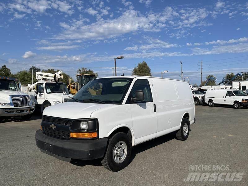 Chevrolet Express Furgonetas /Furgón