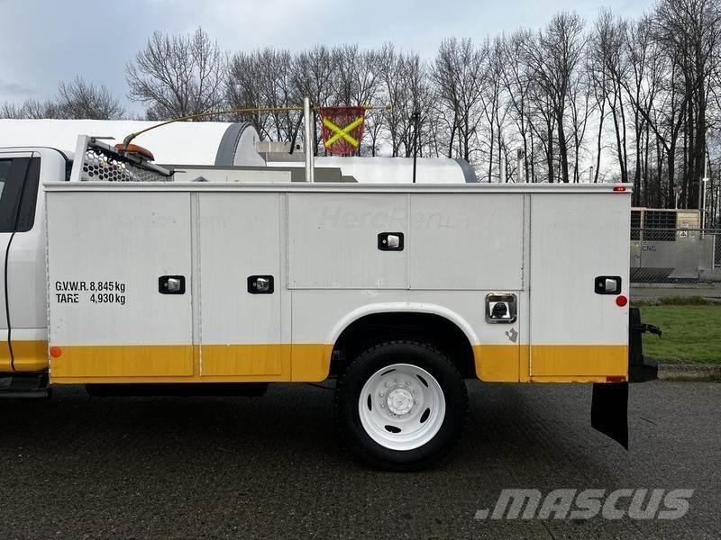 Ford F-550 Vehículos - Taller