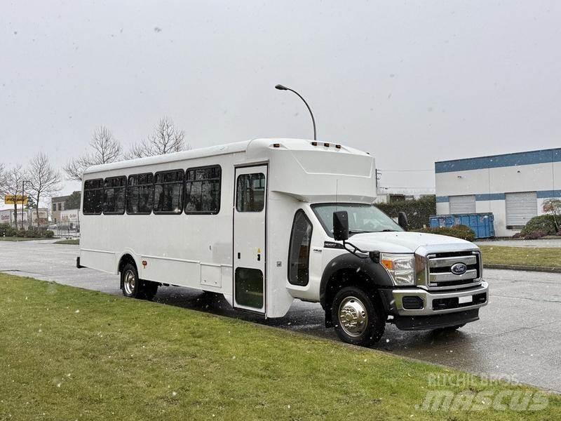 Ford F-550 Mini autobuses