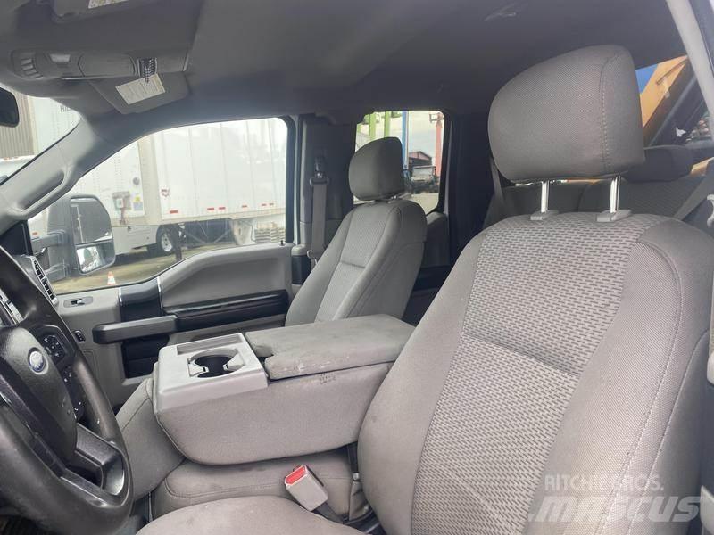 Ford F-550 Camiones grúa