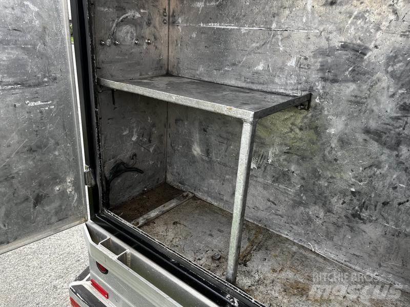 Ford F-550 Vehículos - Taller