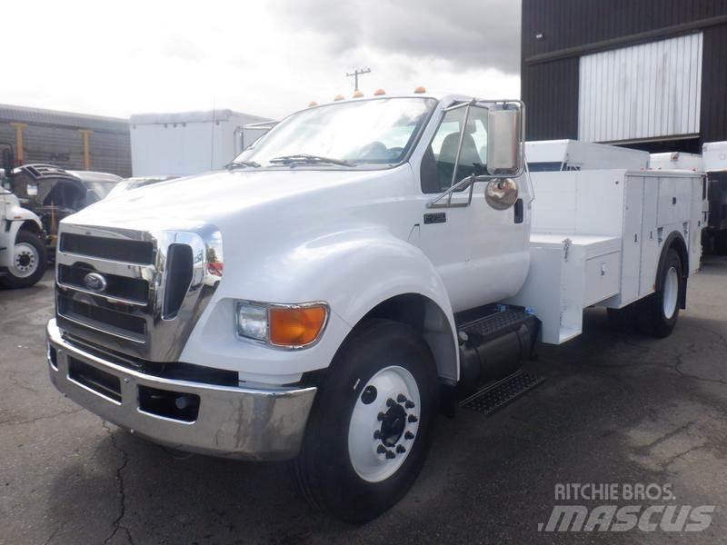 Ford F-750 Vehículos - Taller