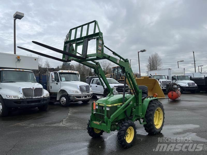 John Deere 790 Tractores