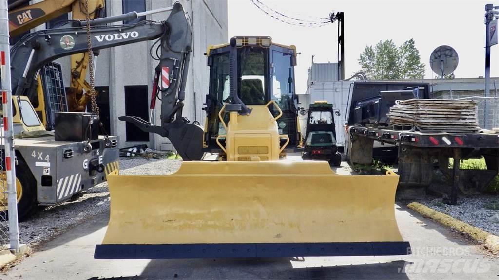 Komatsu D37PX-22 Excavadoras de cadenas