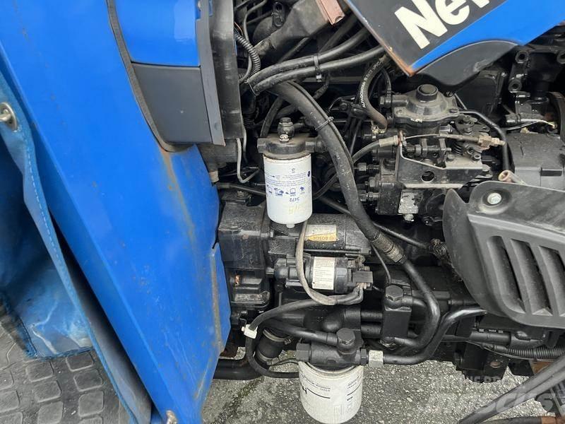 New Holland TN70A Tractores