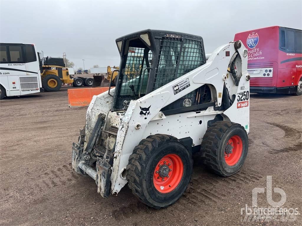 Bobcat S250 Minicargadoras