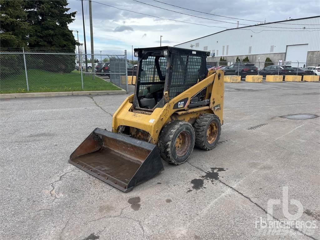CAT 216B3 Minicargadoras