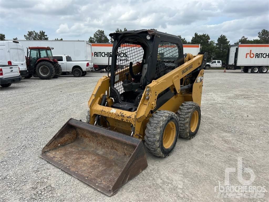 CAT 232D Minicargadoras