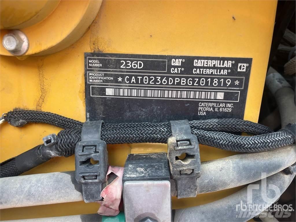 CAT 236D Minicargadoras