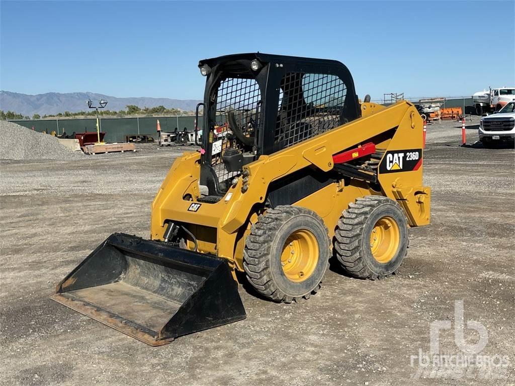 CAT 236D Minicargadoras