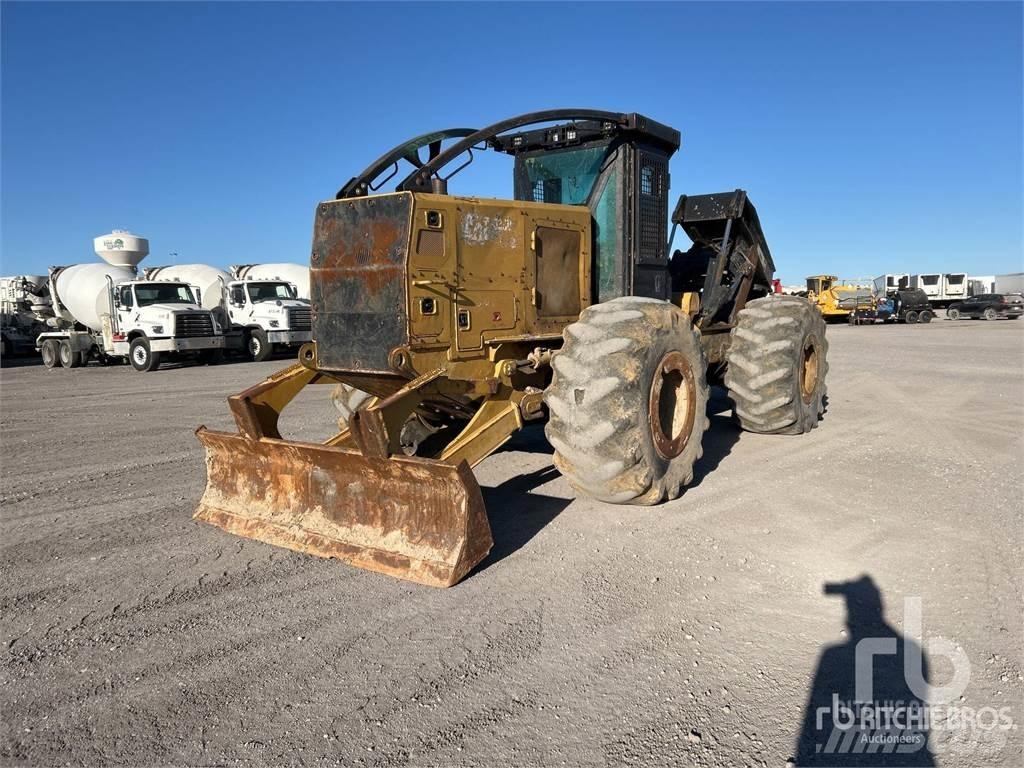 CAT 535D Arrastrador de troncos