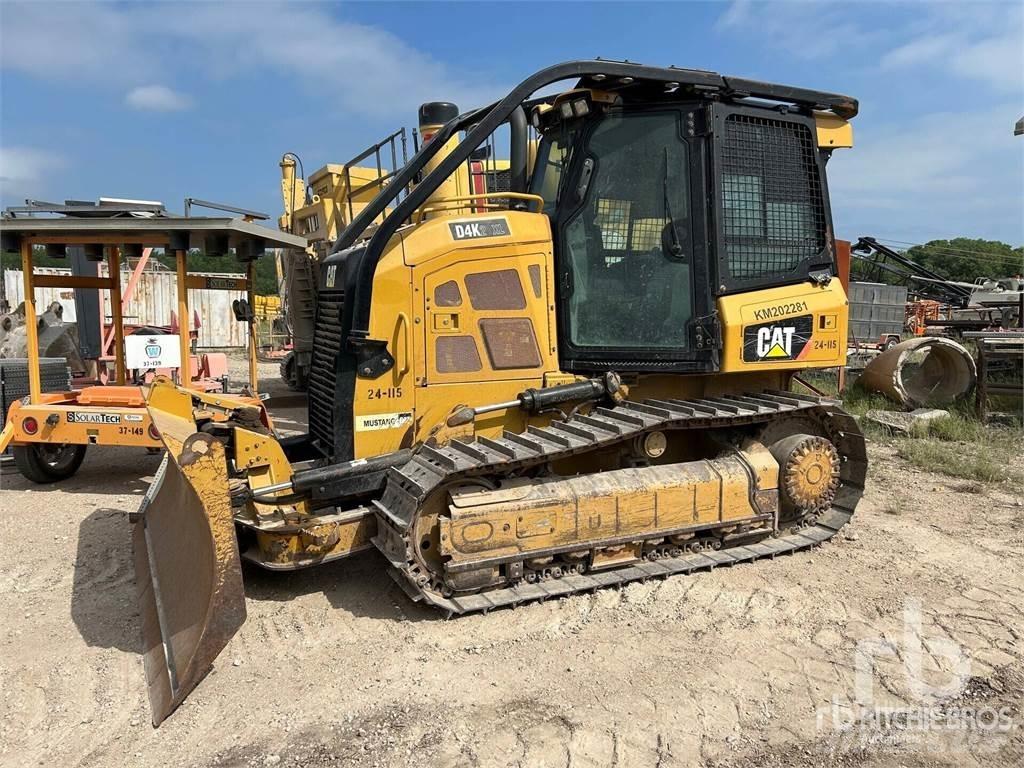 CAT D4K2XL Buldozer sobre oruga