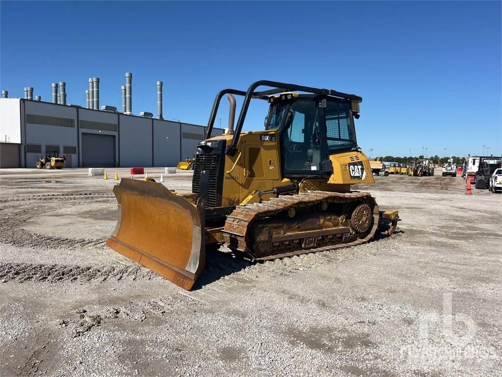 CAT D6K2 XL Buldozer sobre oruga