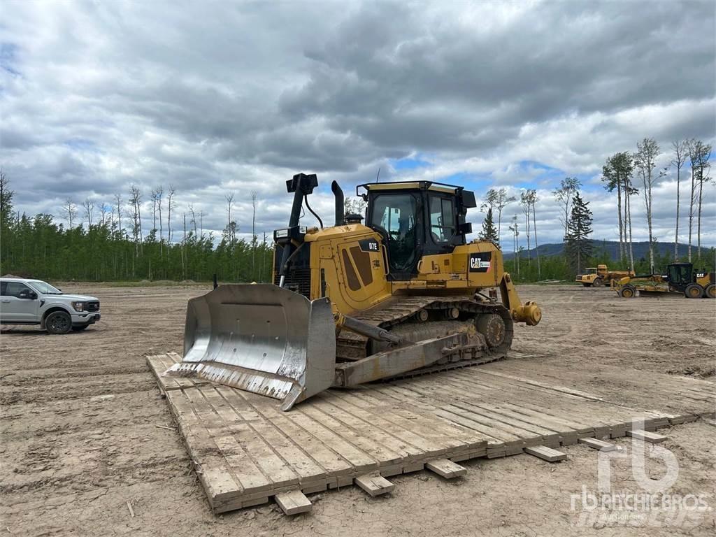 CAT D7E Buldozer sobre oruga