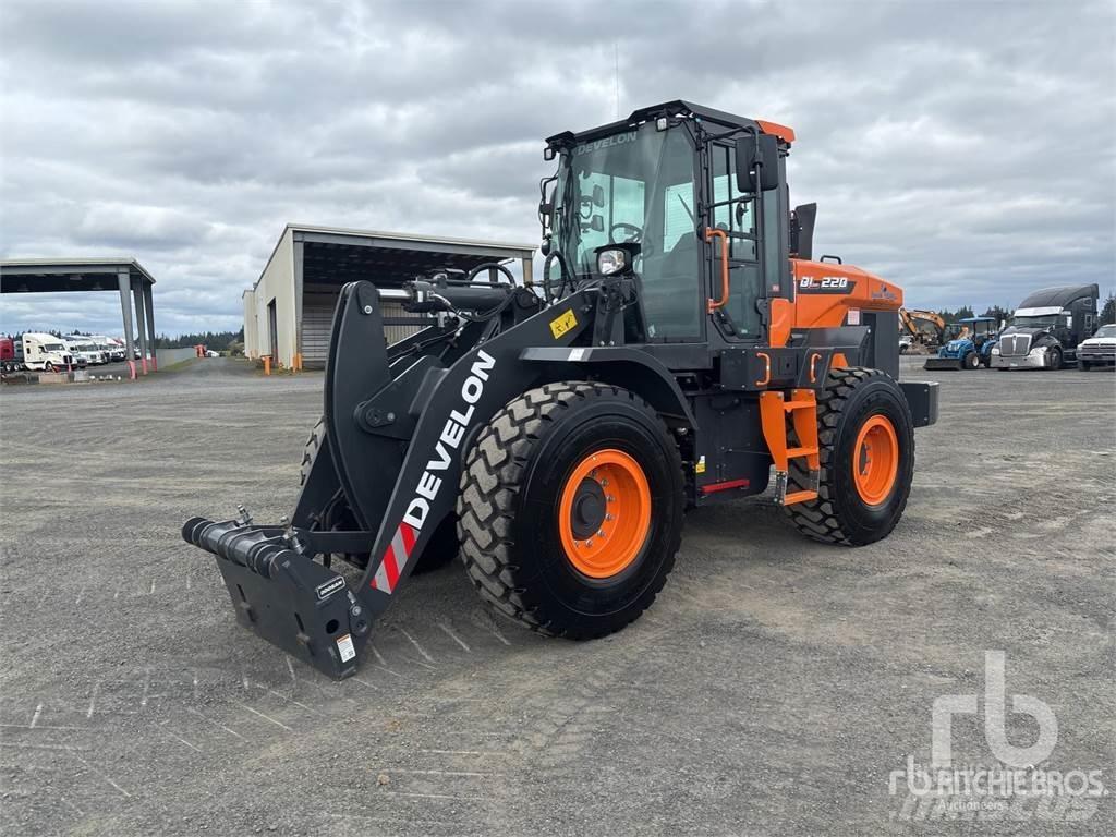 Develon DL220-7 Cargadoras sobre ruedas