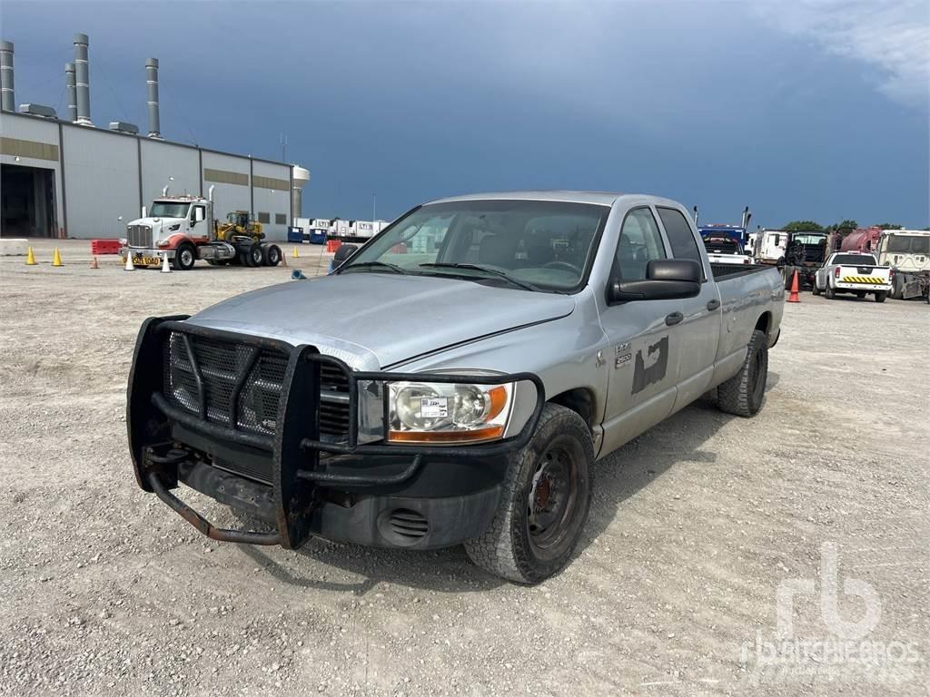 Dodge RAM 2500 Furgonetas caja abierta