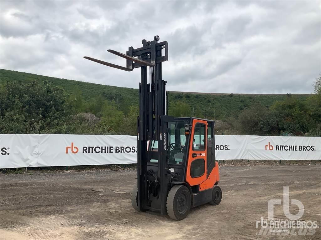 Doosan G25P-5 Carretillas diesel