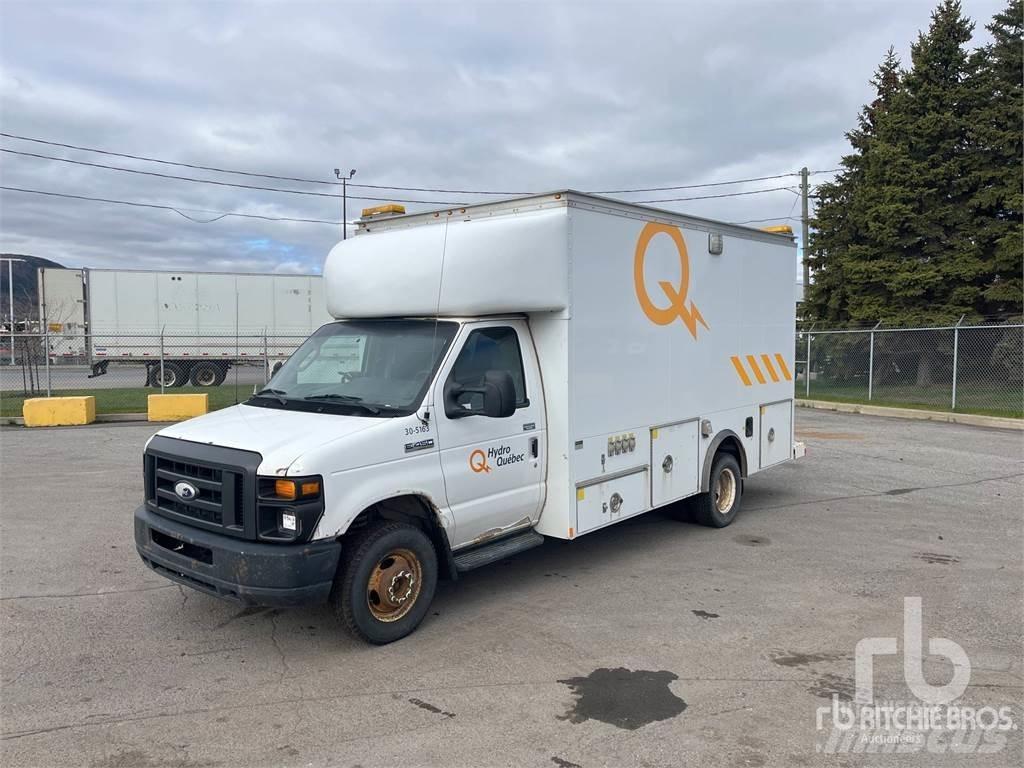 Ford E-450 Vehículos - Taller