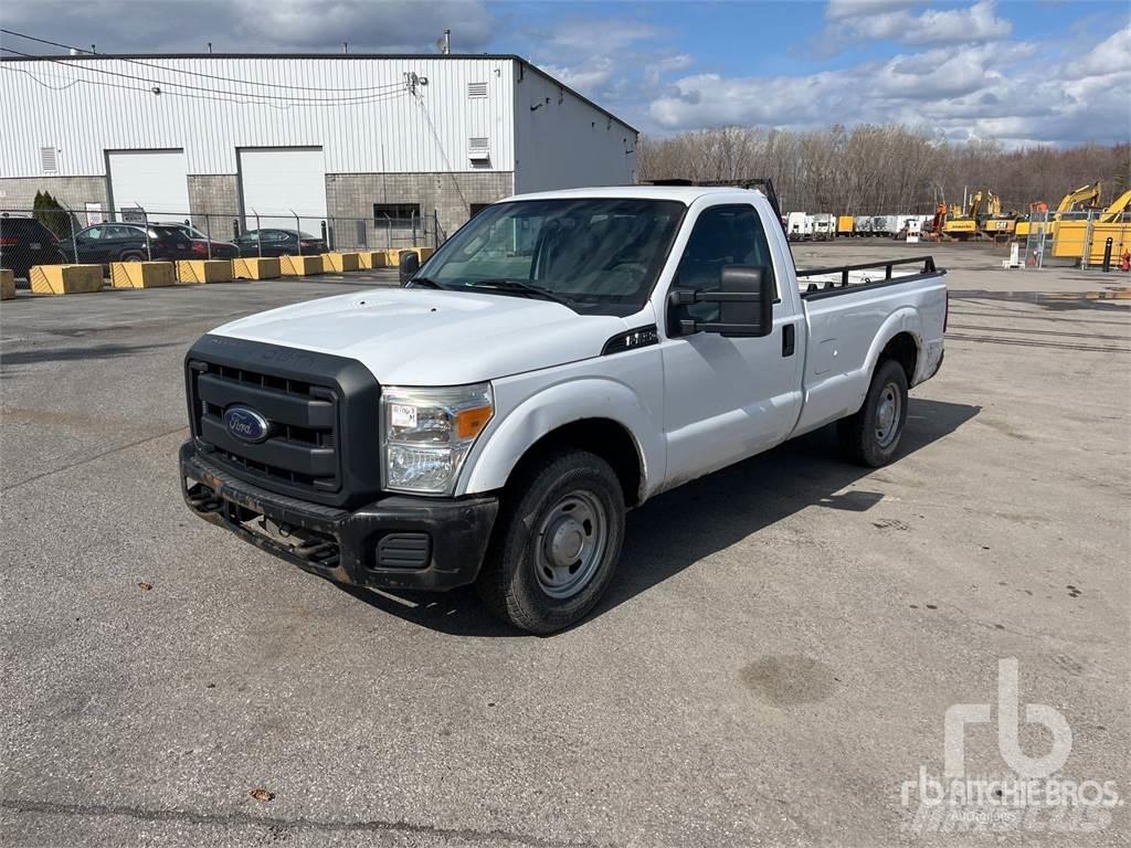 Ford F-250 Furgonetas caja abierta