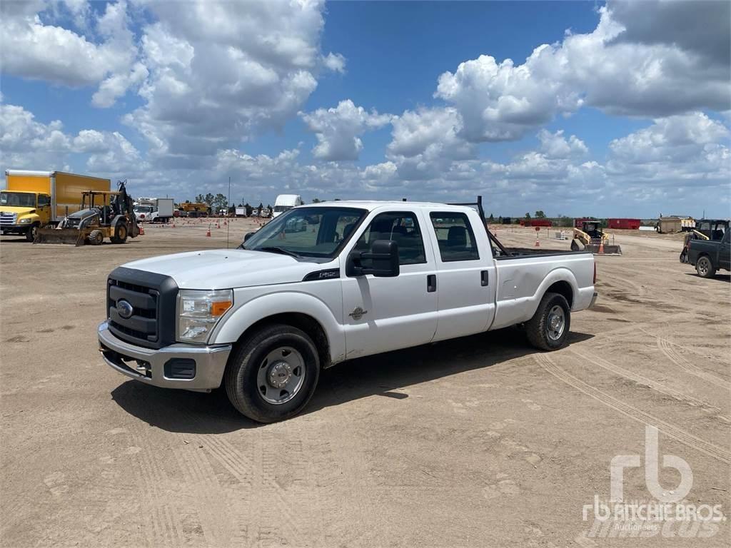 Ford F-250 Furgonetas caja abierta