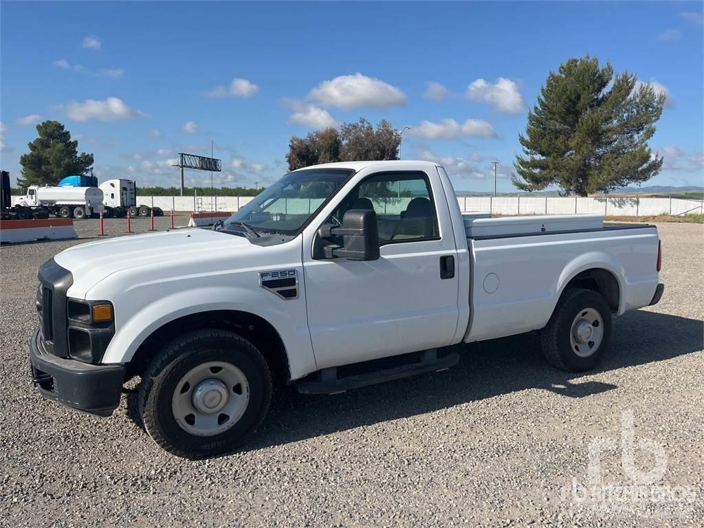 Ford F-250 Furgonetas caja abierta